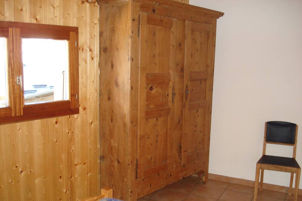 Photo of Bedroom in Plangagnant