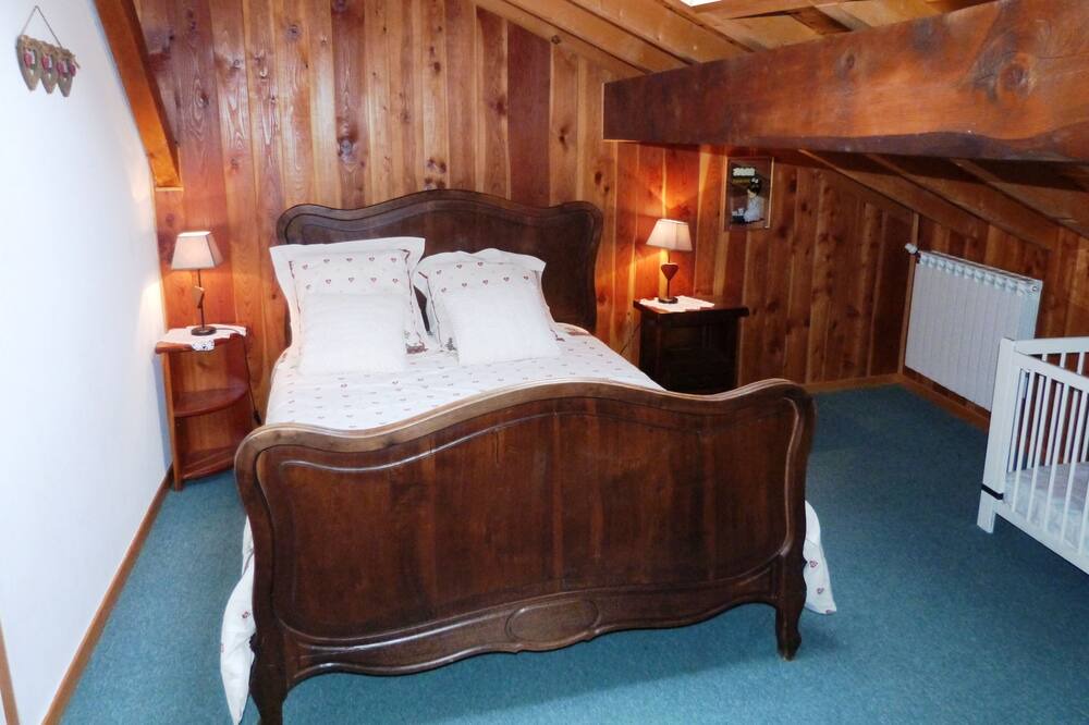 Photo of Bedroom in Plangagnant