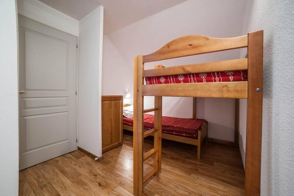 Photo of Bedroom in Albiez-le-Vieux