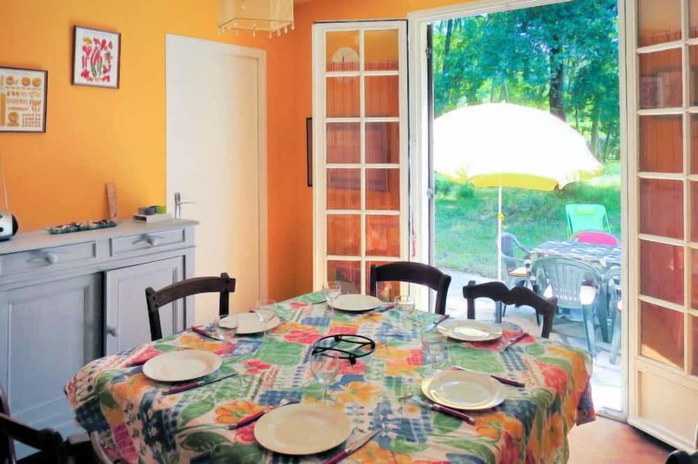Photo of Kitchen in Saint-Laurent-de-Medoc