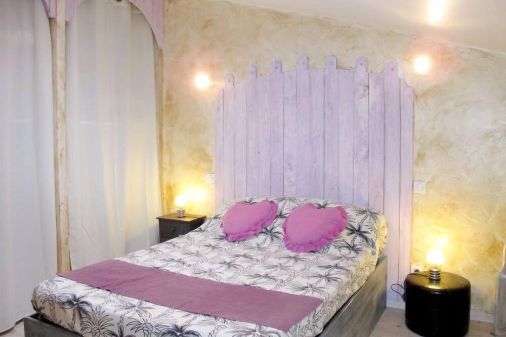 Photo of Bedroom in Valreas