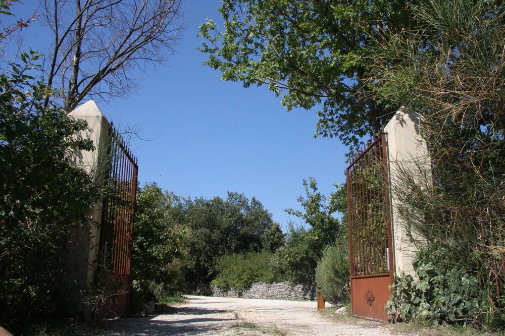 Photo of Others in Saignon