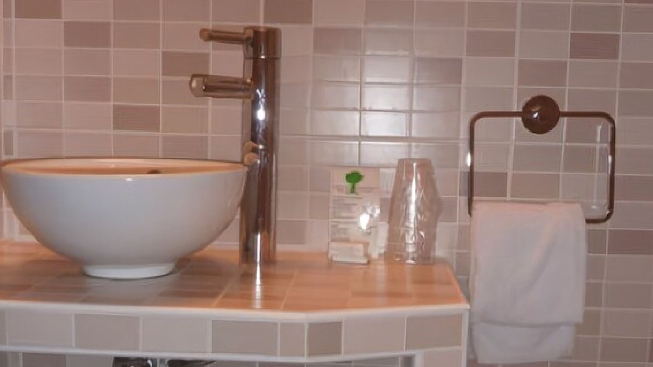 Photo of Bathroom in Quartier du Faubourg-Montmartre