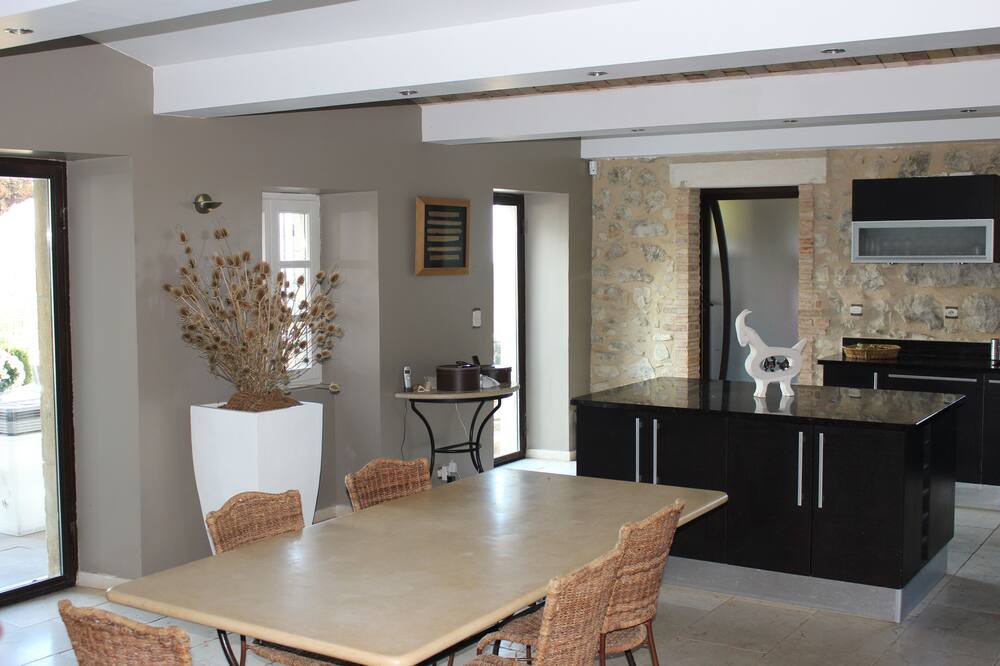 Photo of Kitchen in Cliousclat