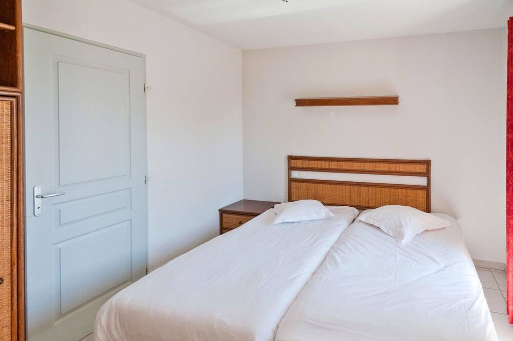 Photo of Bedroom in Pont-de-l'Isere