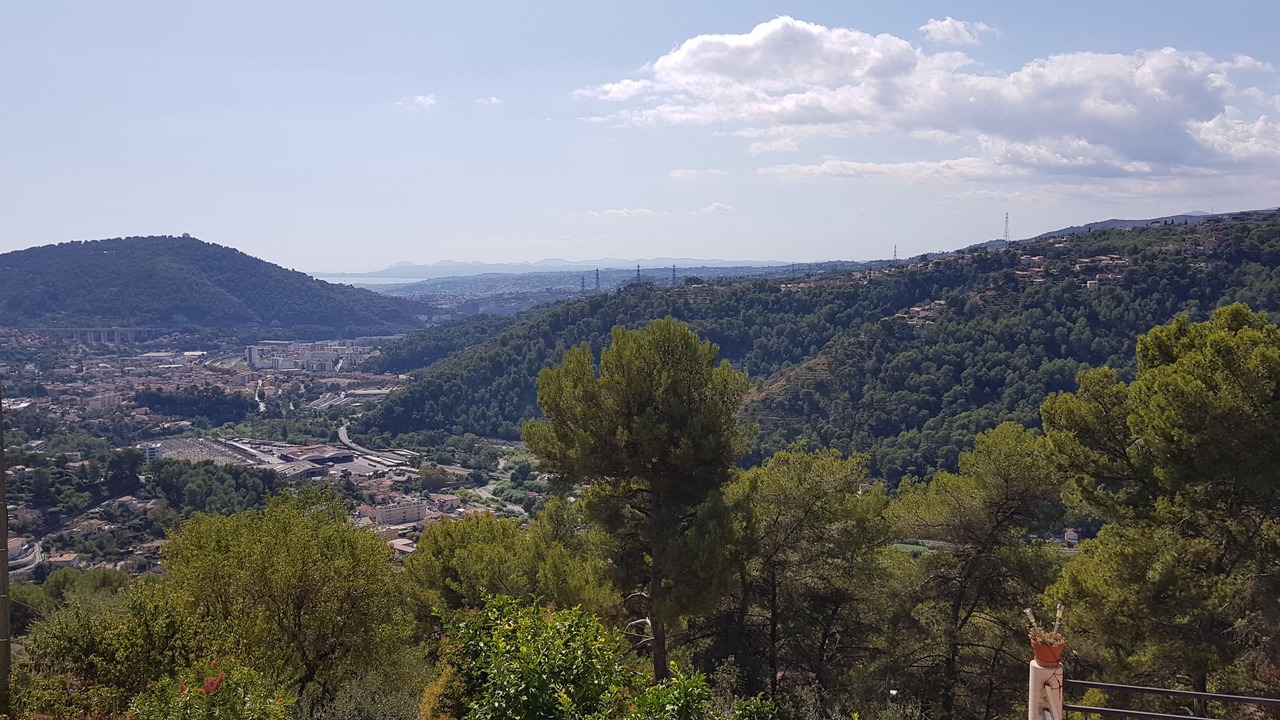 Photo of Others in Drap