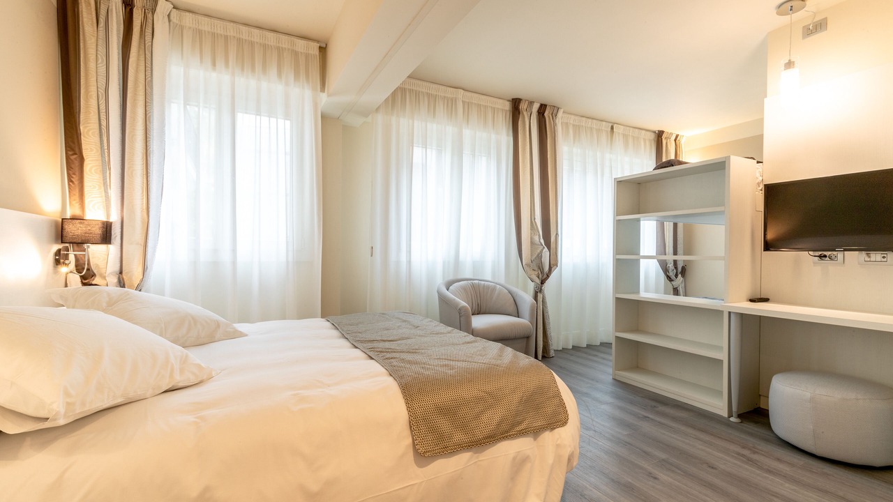 Photo of Bedroom in Menton