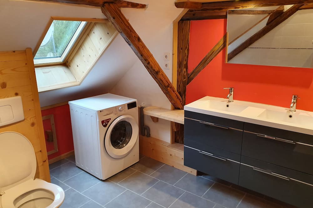 Photo of Bathroom in Chaparon