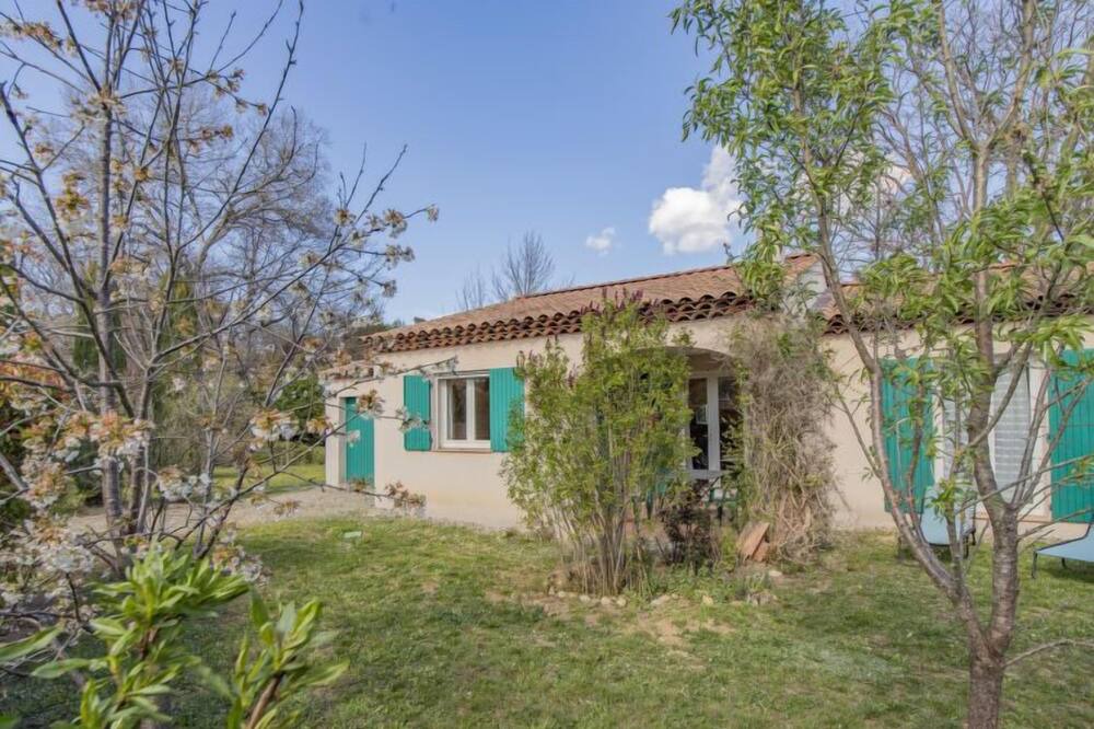 Photo of Outdoor in Pierrevert