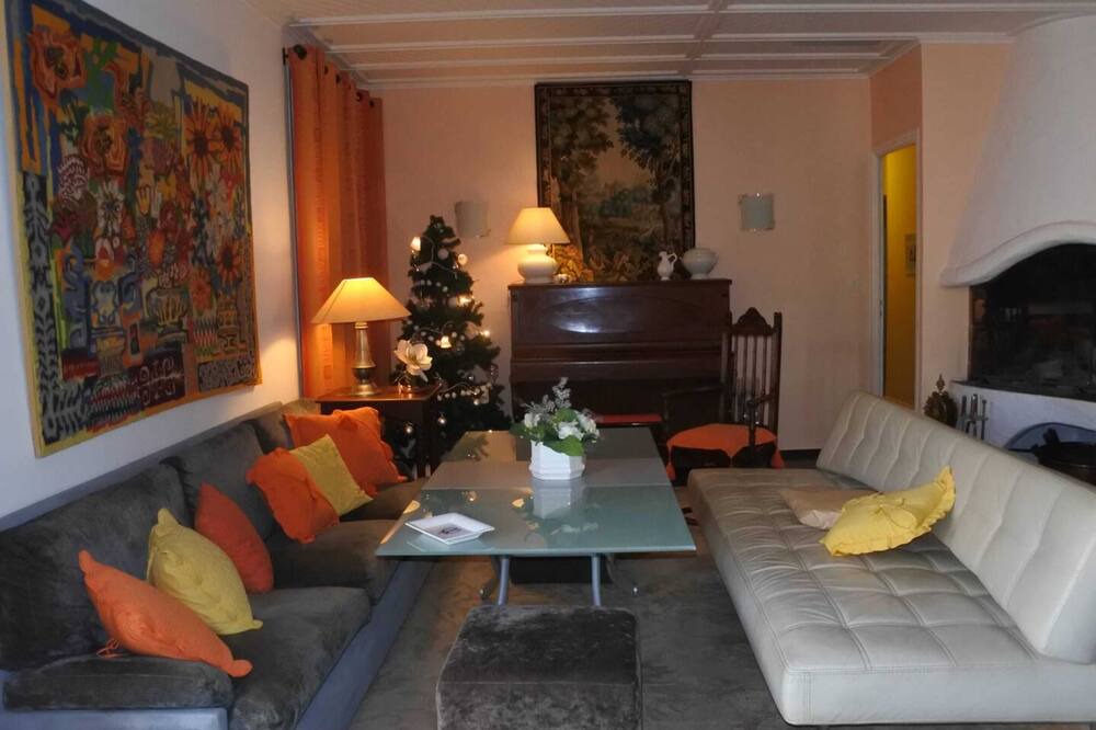 Photo of Livingroom in Fillols