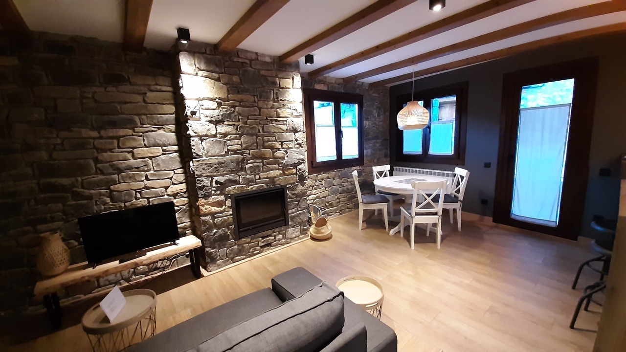 Photo of Livingroom in Sahun