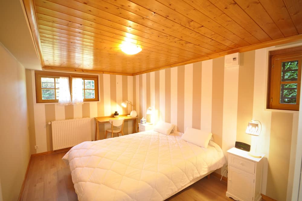 Photo of Bedroom in Viuz-la-Chiesaz