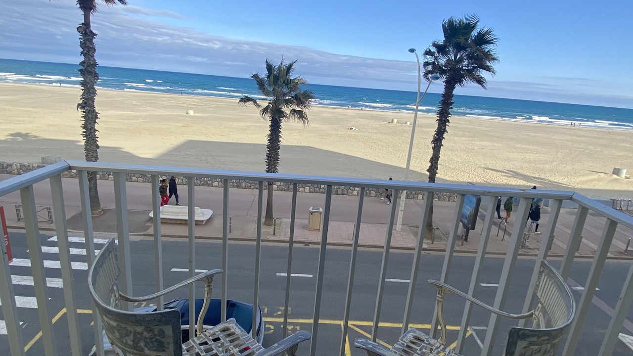Photo of Patio Balcony in La Jetee