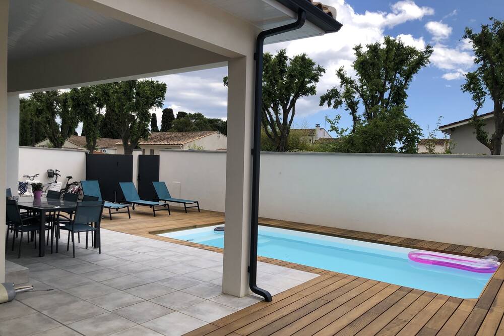 Photo of Patio Balcony in Saint-Laurent-d'Aigouze