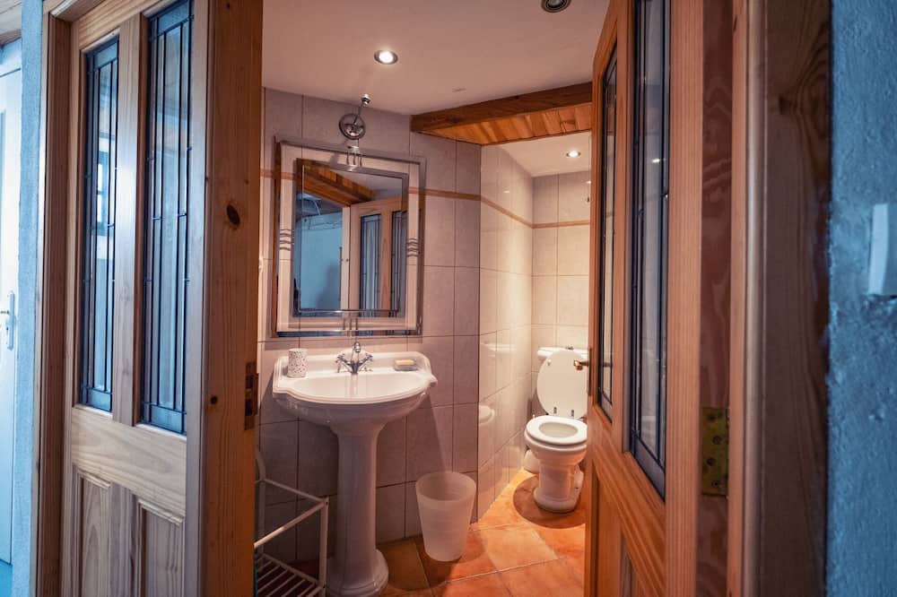 Photo of Bathroom in Puycelci