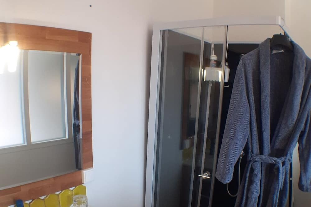 Photo of Bathroom in Espaly-Saint-Marcel