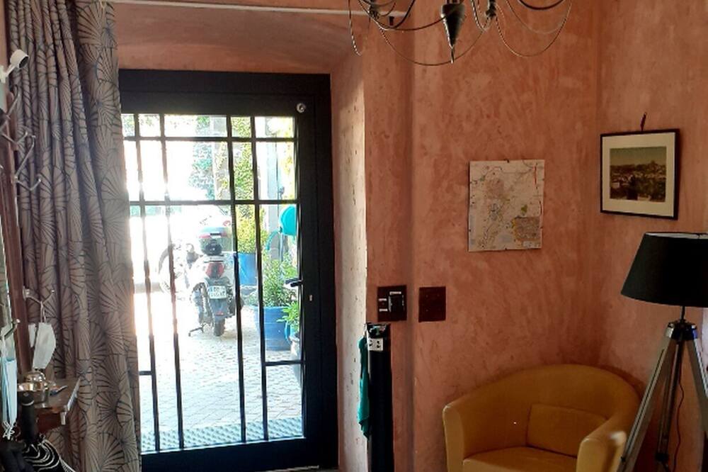 Photo of Livingroom in Espaly-Saint-Marcel