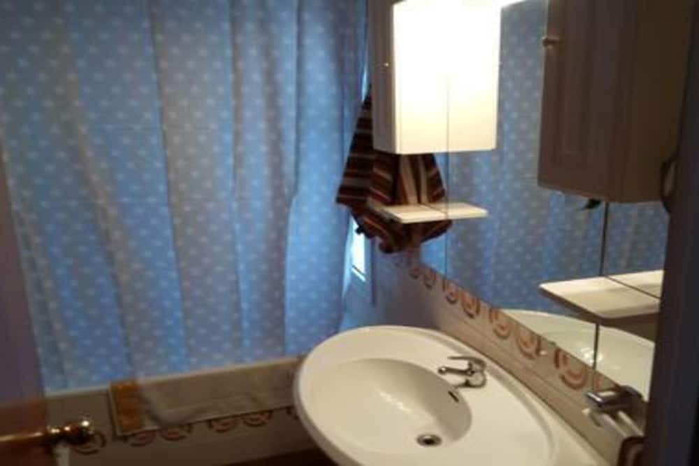 Photo of Bathroom in Cabrils