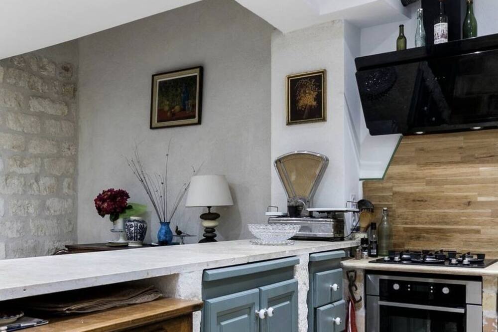 Photo of Kitchen in Boulbon