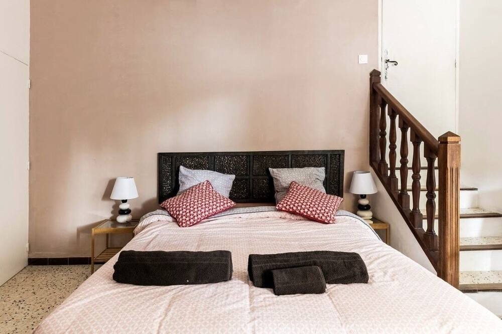Photo of Bedroom in Boulbon