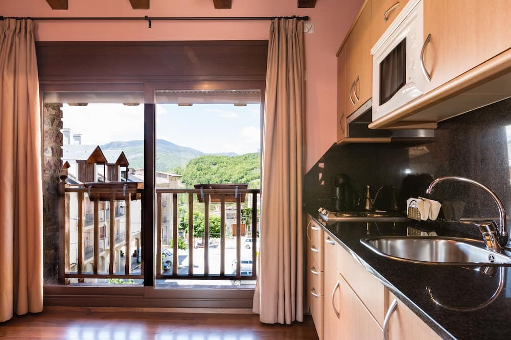 Photo of Kitchen in Pobleta de Bellvehi