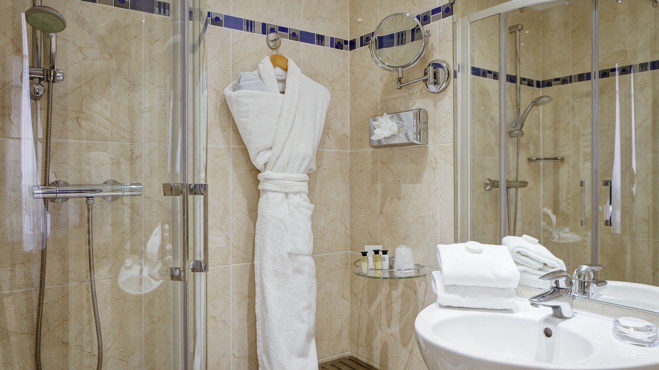 Photo of Bathroom in Terreaux - Bat d'argent