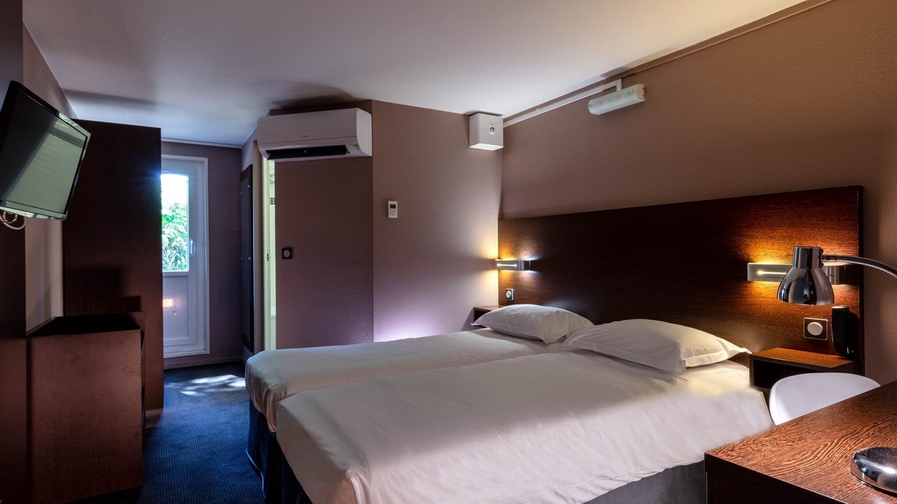Photo of Bedroom in Bourg-les-Valence