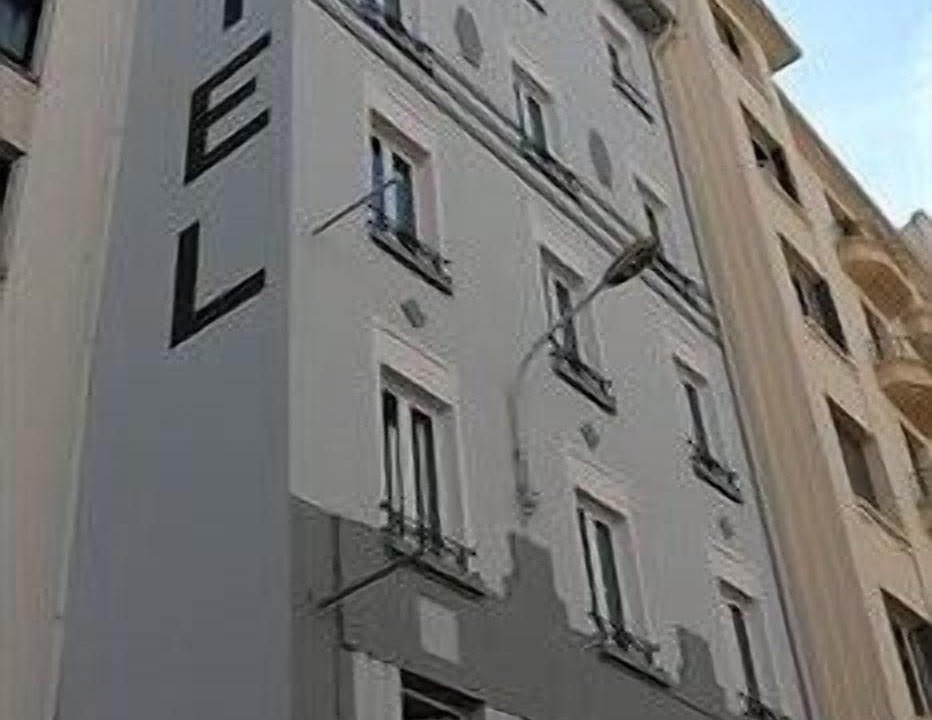 Photo of Outdoor in Jules Ferry - Recamier