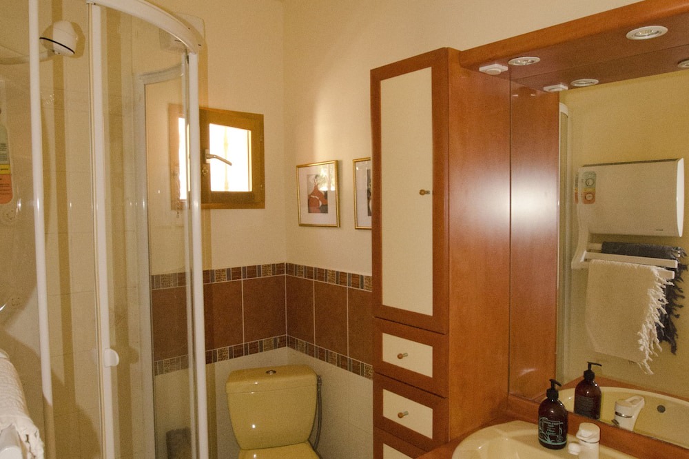 Photo of Bathroom in Greasque