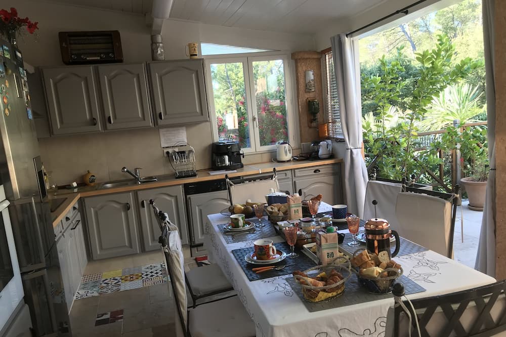 Photo of Kitchen in Greasque
