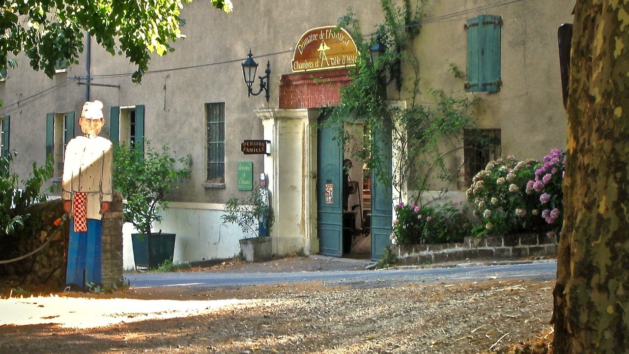 Photo of Outdoor in Saint-Laurent-du-Pape