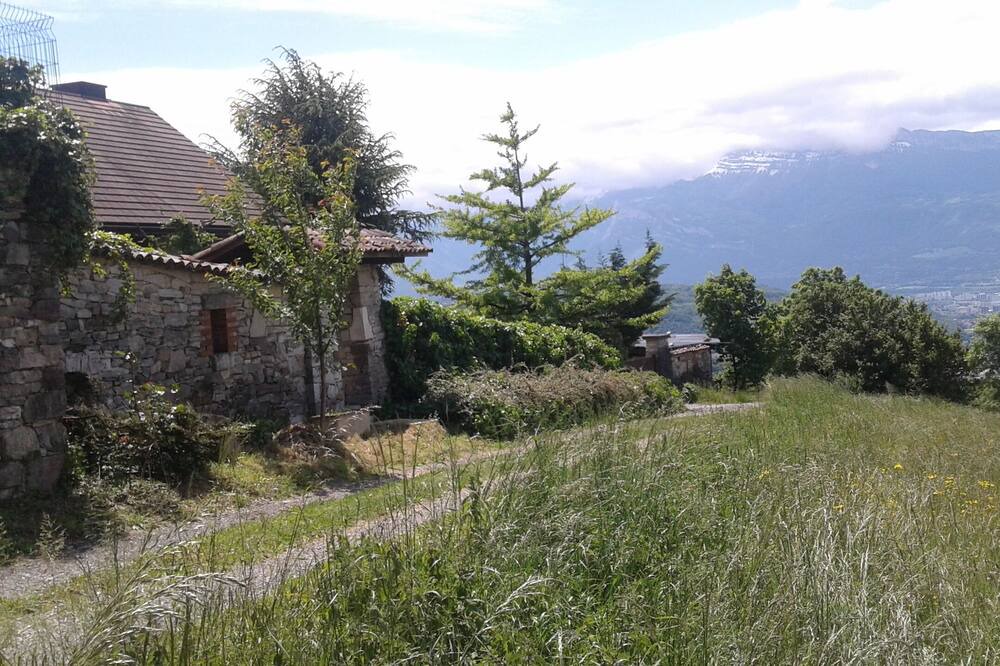 Photo of Outdoor in Poisat