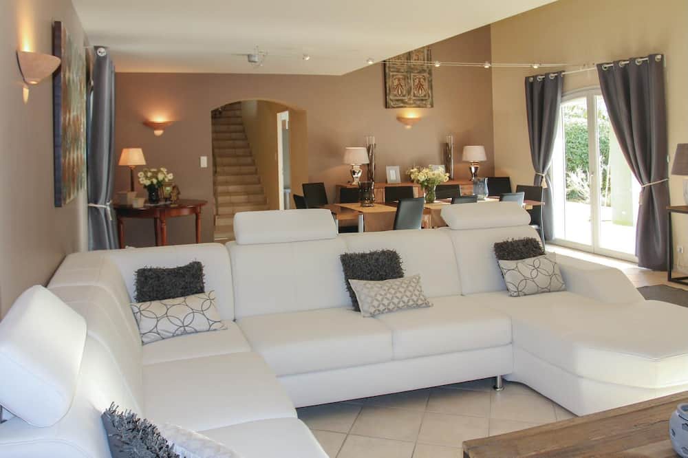 Photo of Bedroom in Montelimar