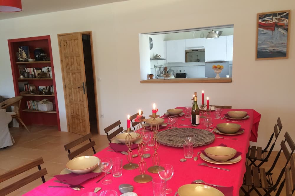 Photo of Kitchen in Villelongue-dels-Monts