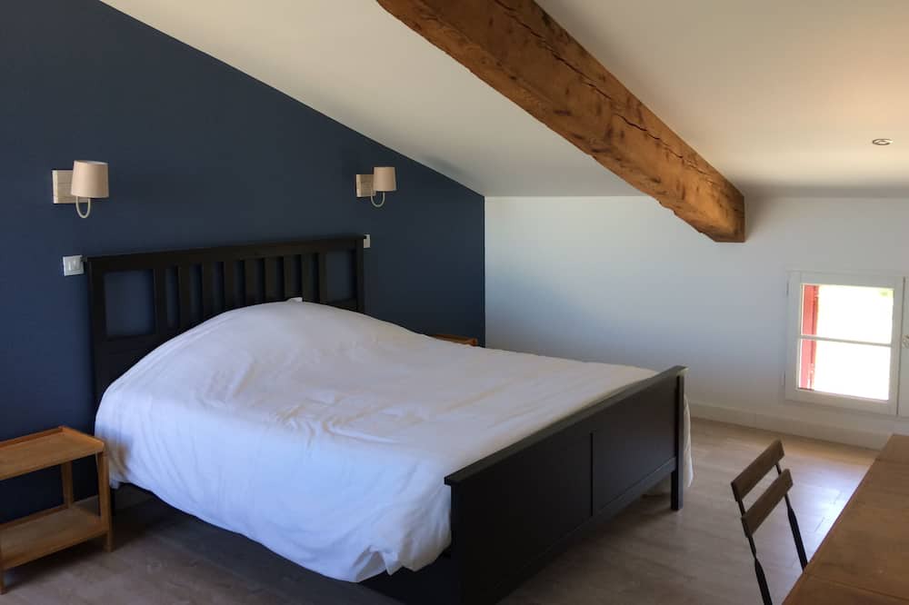 Photo of Bedroom in Villelongue-dels-Monts