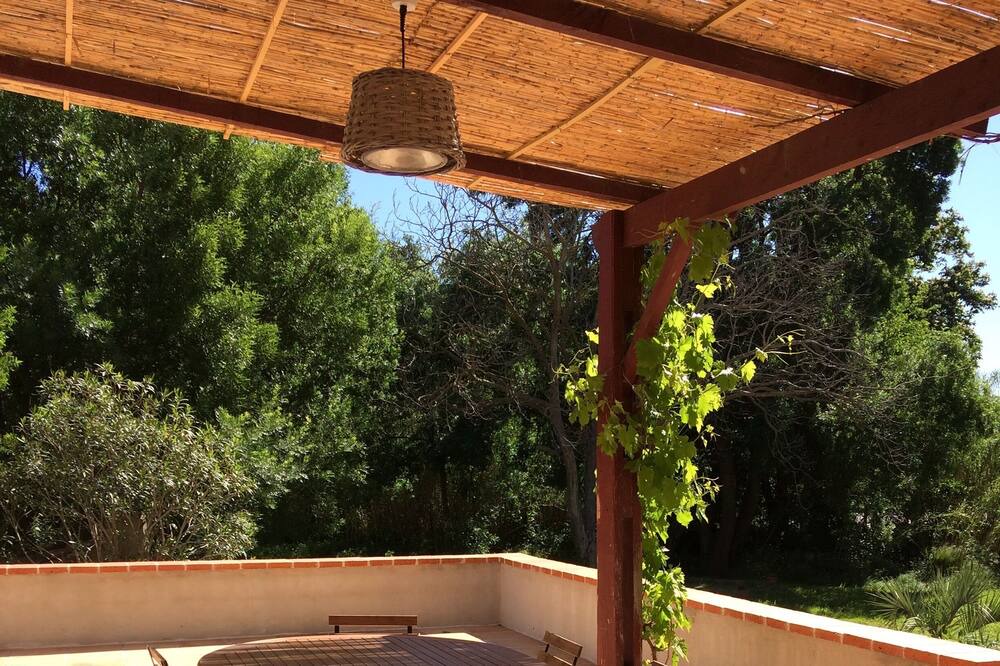 Photo of Patio Balcony in Villelongue-dels-Monts