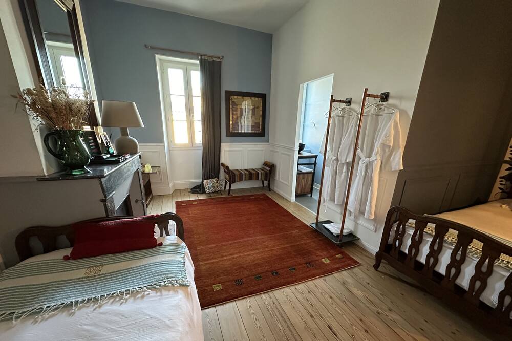 Photo of Bedroom in Saint-Estephe