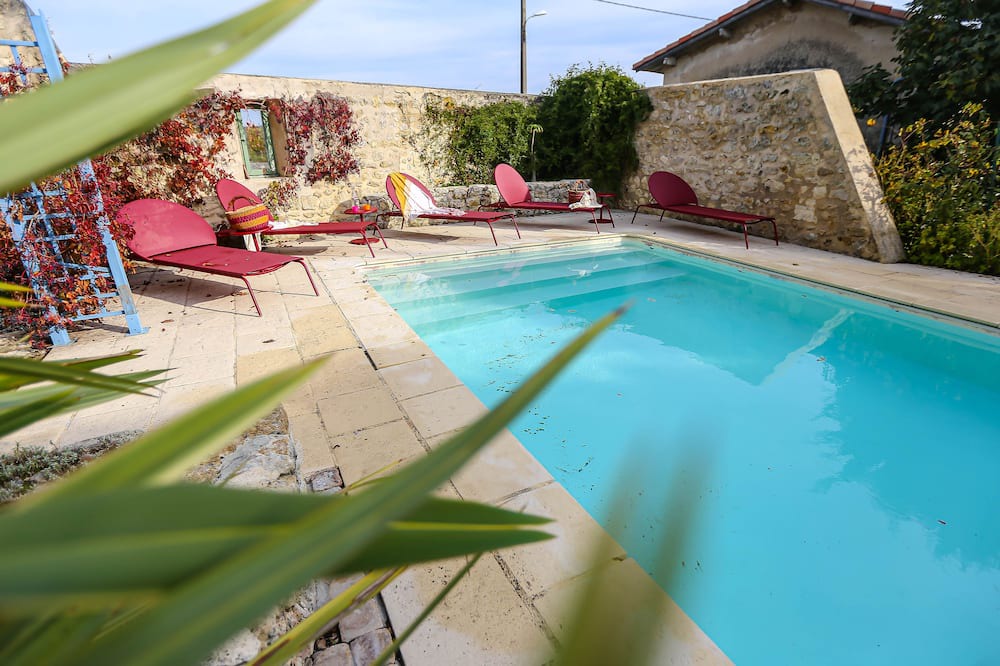 Photo of Outdoor in Saint-Estephe
