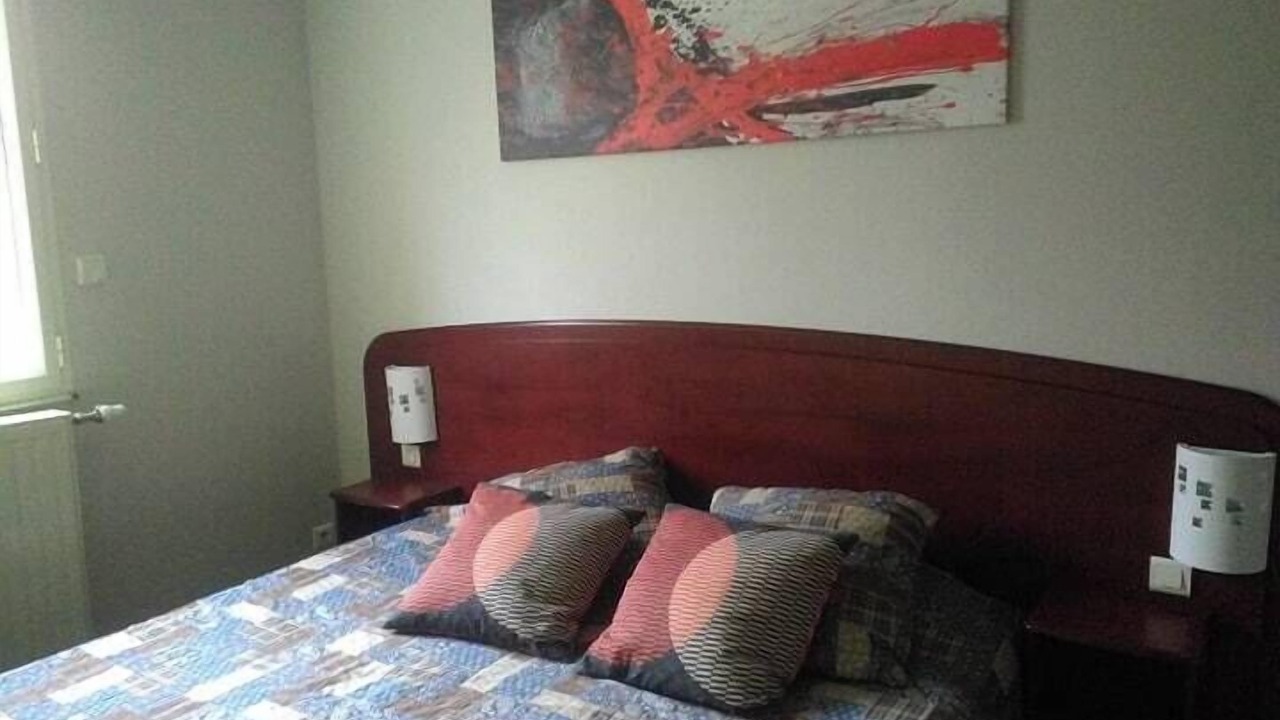 Photo of Bedroom in Millau