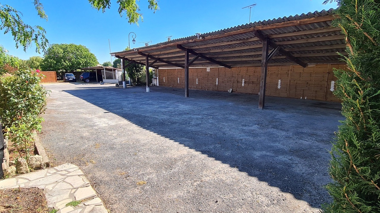 Photo of Others in Queyrac
