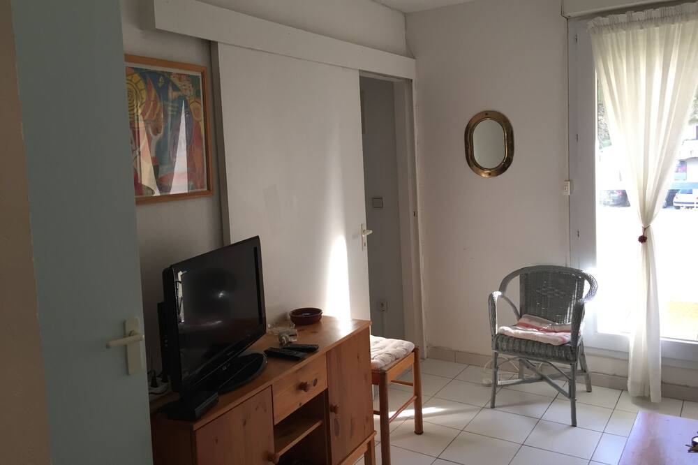 Photo of Livingroom in Le Port