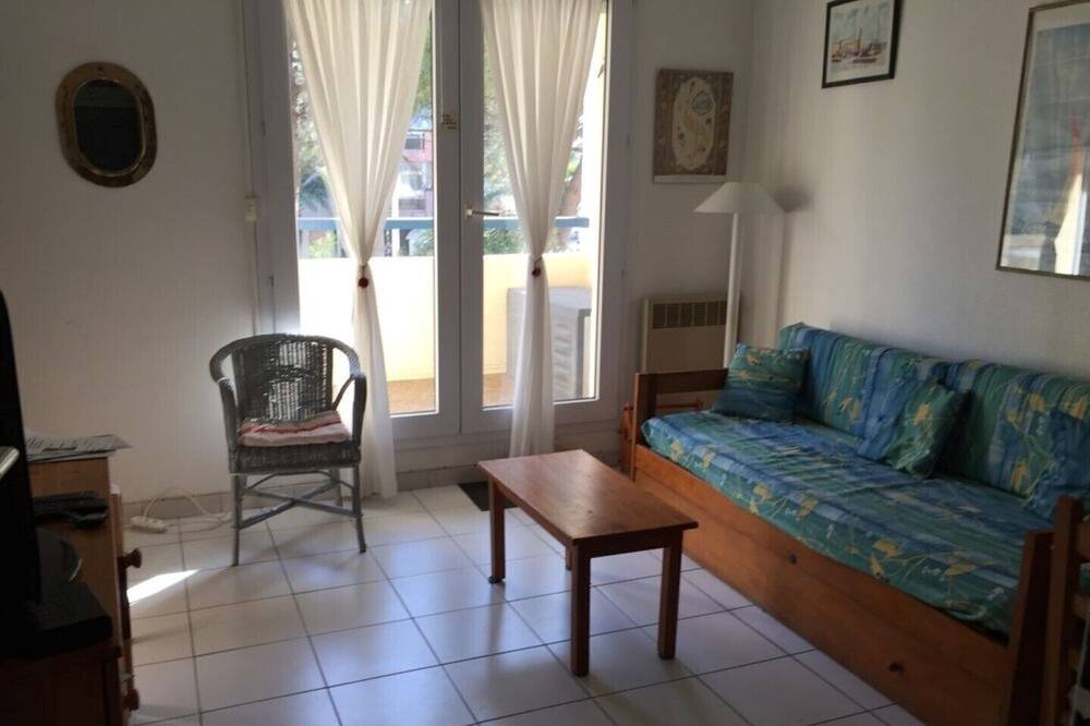 Photo of Livingroom in Le Port