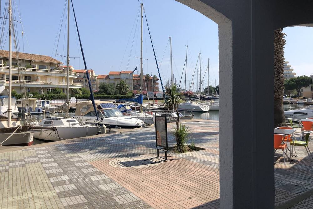 Photo of Others in Le Port