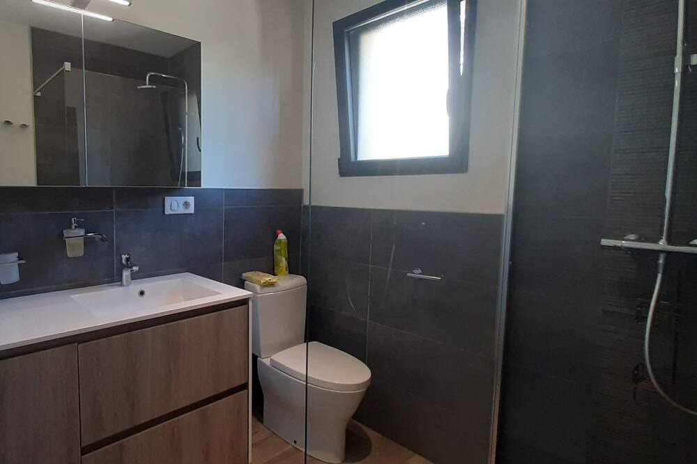 Photo of Bathroom in Valence