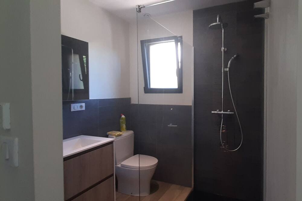 Photo of Bathroom in Valence