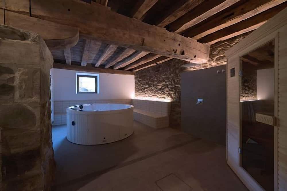 Photo of Bathroom in Esteribar