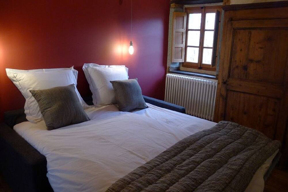 Photo of Bedroom in Trevignin