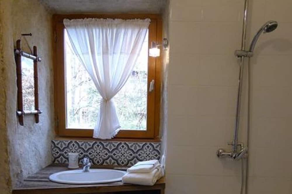 Photo of Bathroom in Trevignin