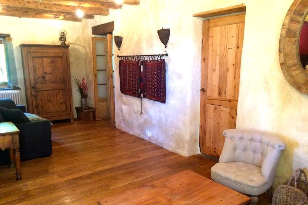 Photo of Livingroom in Trevignin