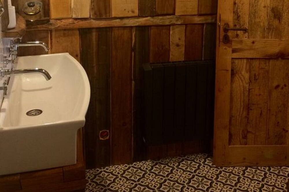 Photo of Bathroom in Trevignin